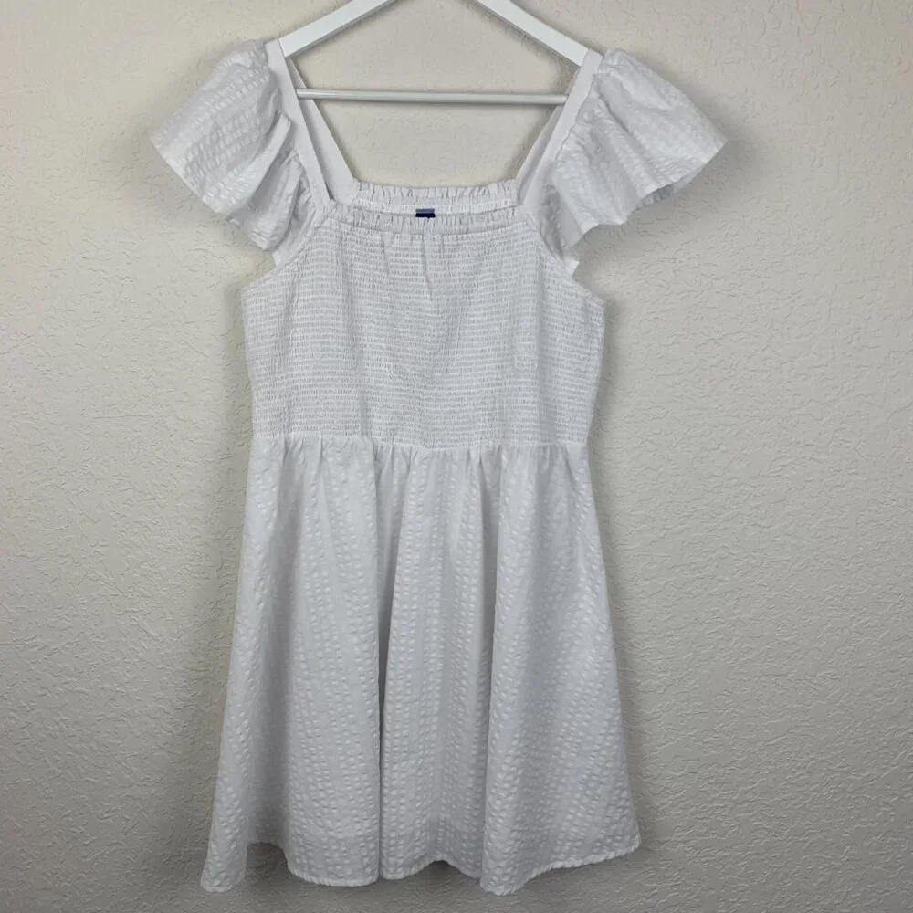 Old Navy Dress Womens Medium White Flutter Sleeve Fit Flare Smocked Mini Short - Picture 3 of 7